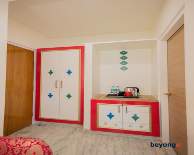 Hotel Sarang Palace 219