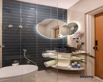 Hotel Sarang Palace 226