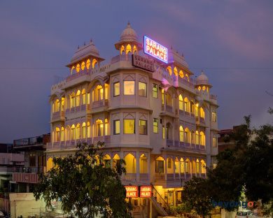 Hotel Sarang Palace 270
