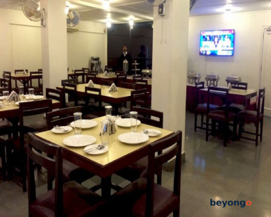 Hotel Shikha Jaipur City Centre 16