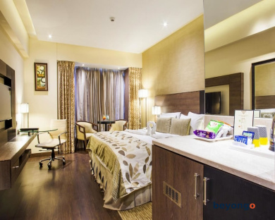 Hotel Vrisa 11