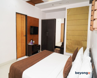Hotel Yash Regency 14