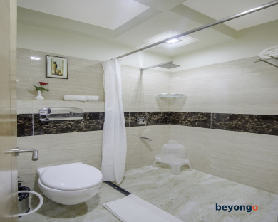 Hotel Yash Regency 25