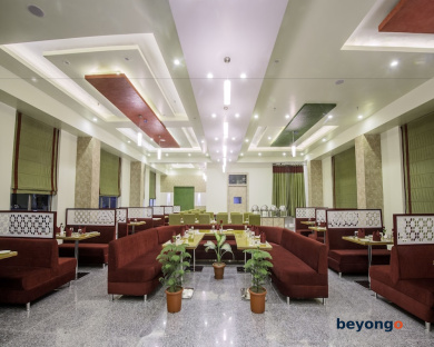 Hotel Yash Regency 35