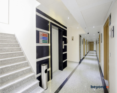 Hotel Yash Regency 4