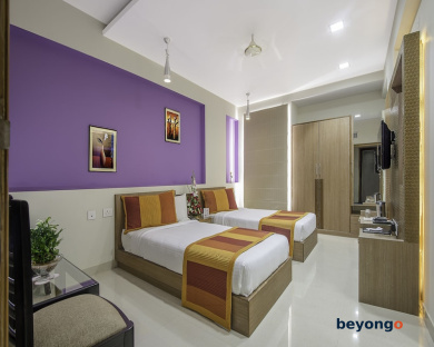 Hotel Yash Regency 6