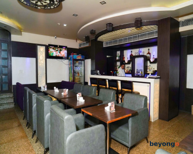 Hotel Yash Regency 65