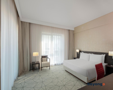 Hyatt Place Dubai Jumeirah Residences 16