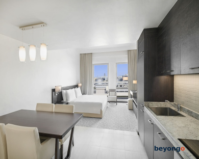 Hyatt Place Dubai Jumeirah Residences 34