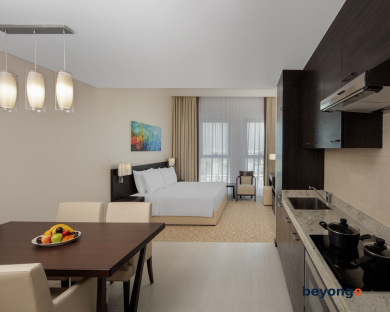 Hyatt Place Dubai Jumeirah Residences 38