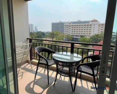 Jomtien Beach Penthouses 85