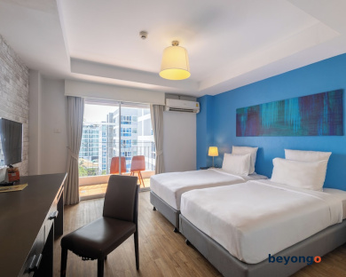 Journeyhub Pattaya Central 16