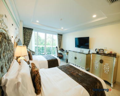 LK Emerald Beach 18