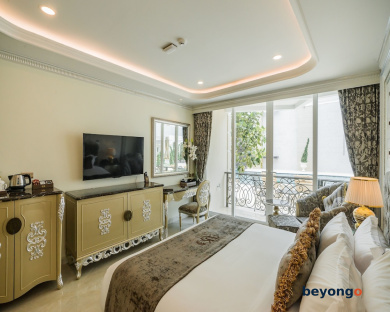 LK Emerald Beach 9