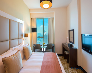 La Suite Dubai Hotel and Apartments 18