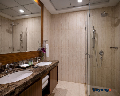 La Suite Dubai Hotel and Apartments 48