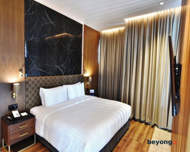 Lancaster Bangkok 64