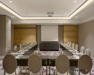 Lazzoni Hotel 84