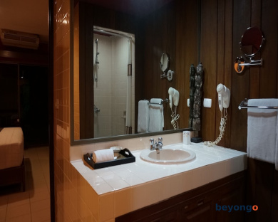 Le Prive Resort 58