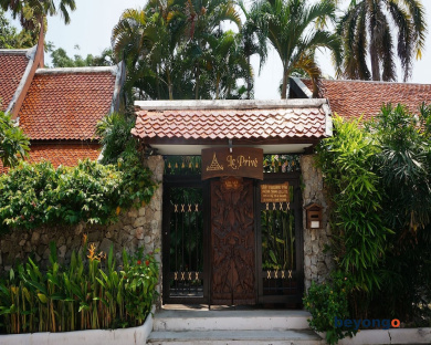 Le Prive Resort 76