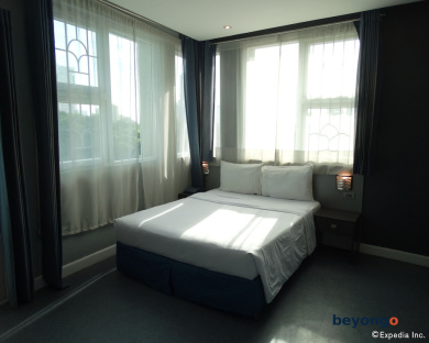Leez Inn Malate 16