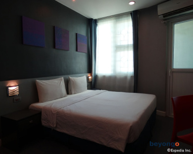 Leez Inn Malate 18