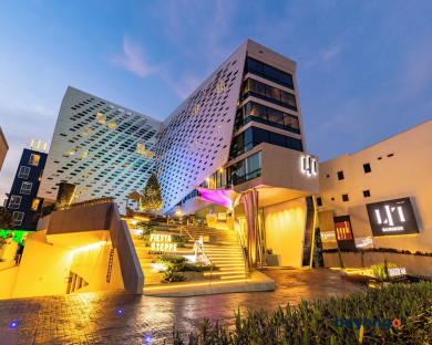 LiT BANGKOK Hotel 110