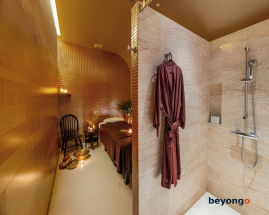 LiT BANGKOK Hotel 33