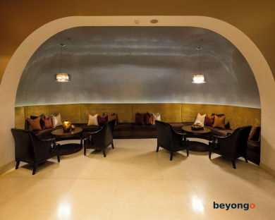 LiT BANGKOK Hotel 42