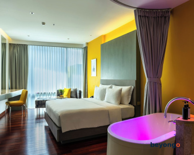 LiT BANGKOK Hotel 48