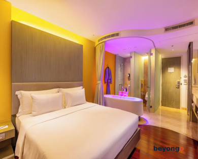 LiT BANGKOK Hotel 49