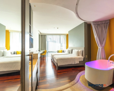 LiT BANGKOK Hotel 54