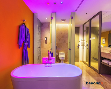 LiT BANGKOK Hotel 62