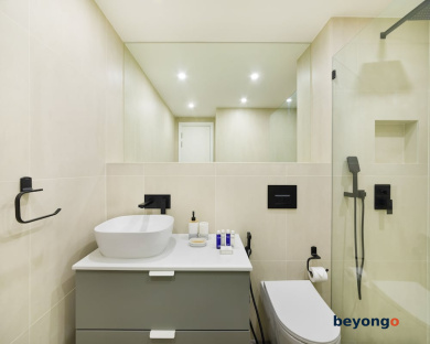 Maison Privee - The Lofts East 9