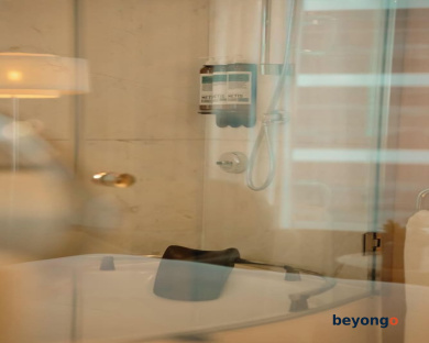 Media One Hotel Dubai 123