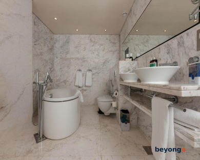 Media One Hotel Dubai 140