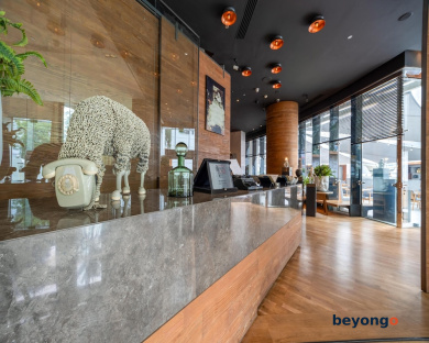 Media One Hotel Dubai 241