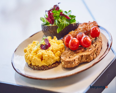 Media One Hotel Dubai 254