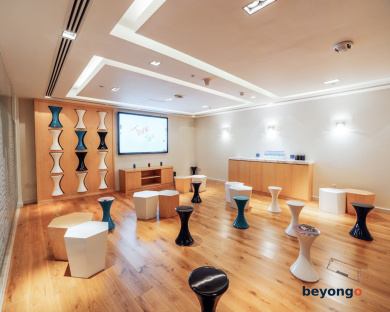 Media One Hotel Dubai 289