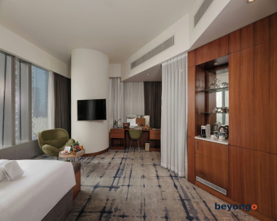 Media One Hotel Dubai 52