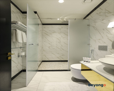 Millennium Atria Business Bay 28