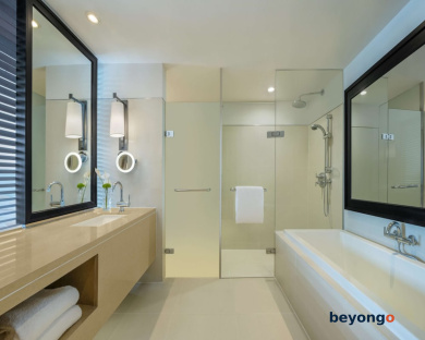 Millennium Hilton Bangkok 64