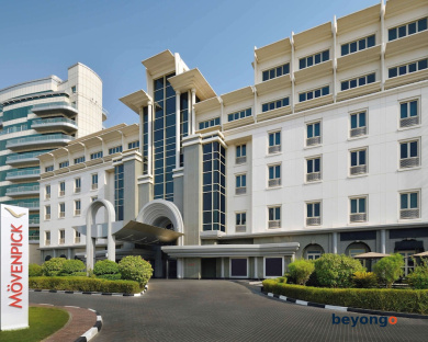 Movenpick Hotel and Apartments Bur Dubai 2