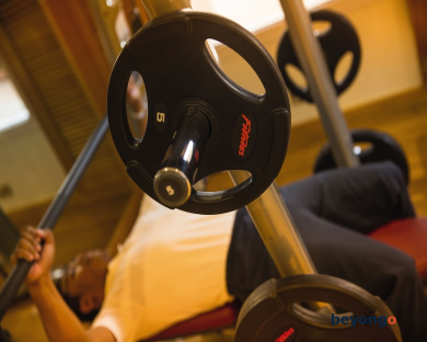 Movenpick Hotel and Apartments Bur Dubai 3