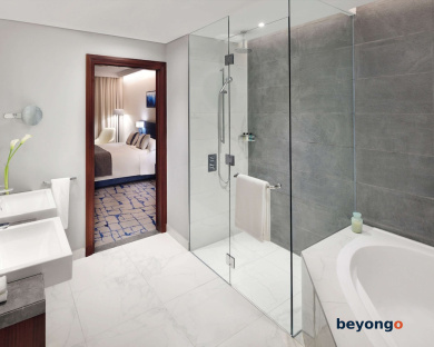 Movenpick Hotel and Apartments Bur Dubai 32