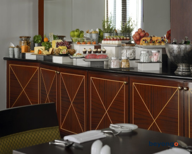 Movenpick Hotel and Apartments Bur Dubai 56