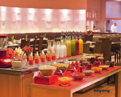 Movenpick Hotel and Apartments Bur Dubai 60