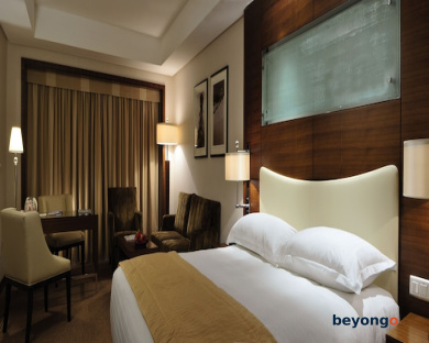 Movenpick Hotel and Apartments Bur Dubai 7