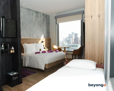 Moxy Bangkok Ratchaprasong 26