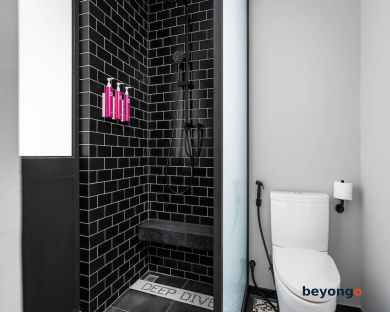 Moxy Bangkok Ratchaprasong 31